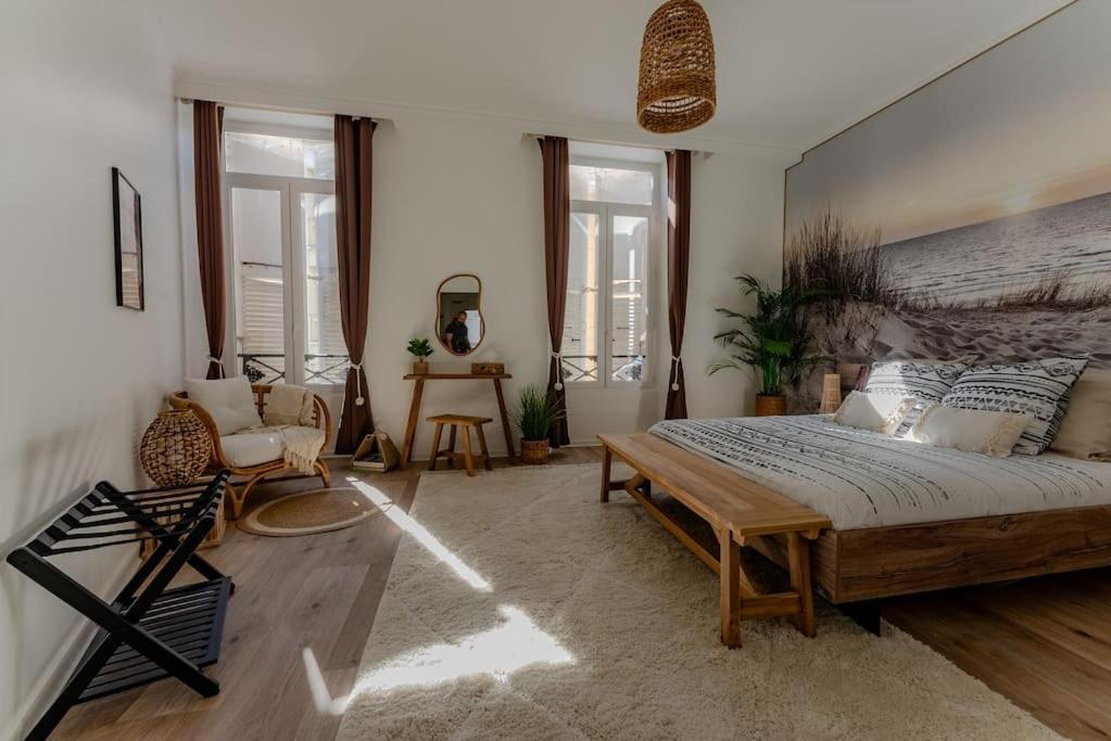 Appartement L'Echappee Chic Au Coeur De Valence à Valence  Extérieur photo
