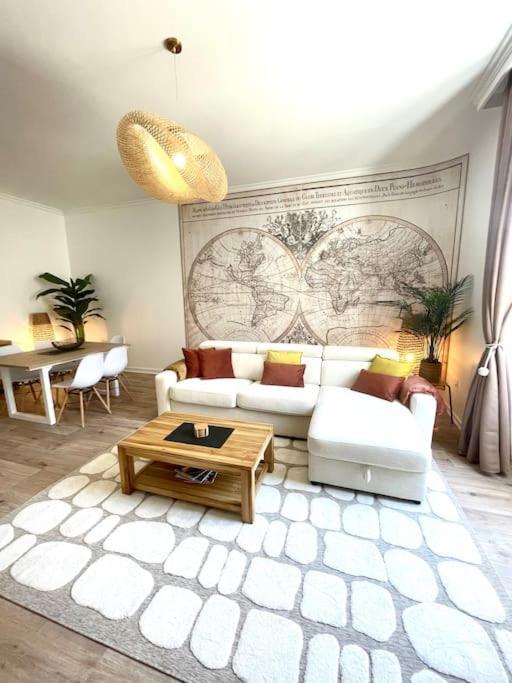 Appartement L'Echappee Chic Au Coeur De Valence à Valence  Extérieur photo