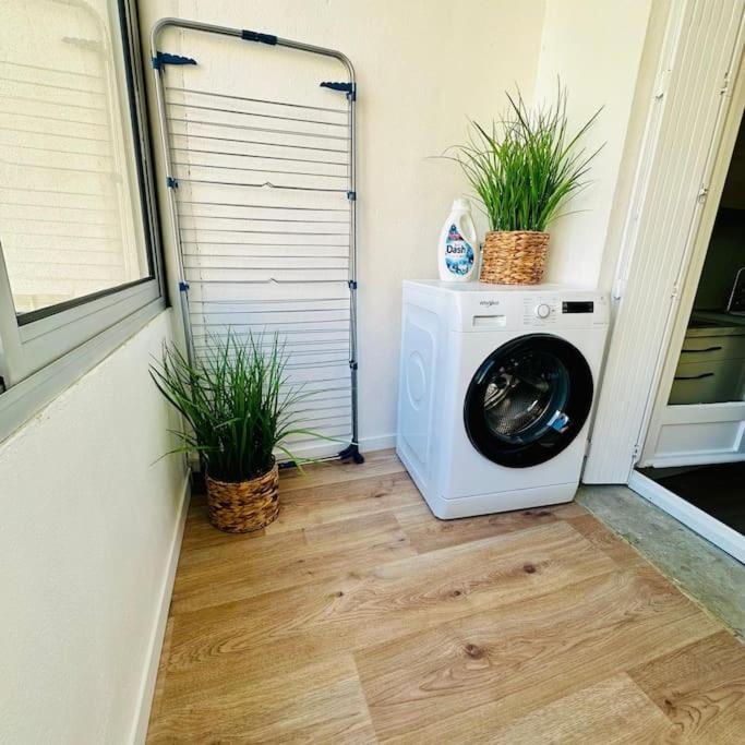 Appartement L'Echappee Chic Au Coeur De Valence à Valence  Extérieur photo