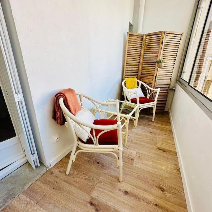 Appartement L'Echappee Chic Au Coeur De Valence à Valence  Extérieur photo